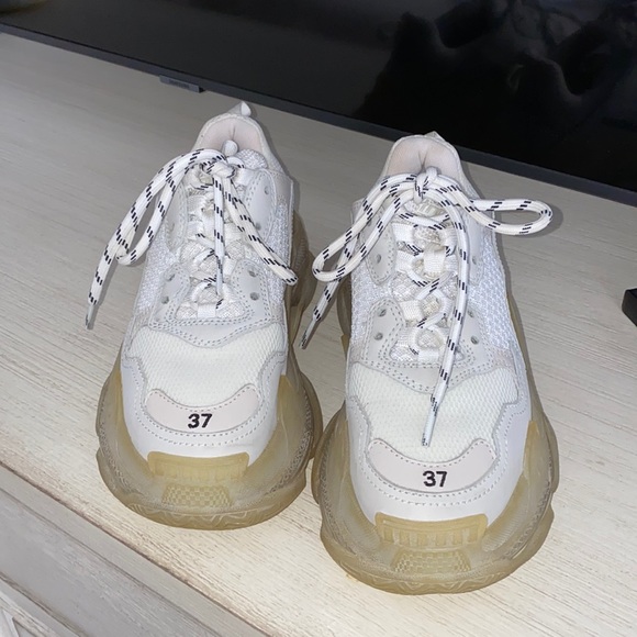 Balenciaga sneakers — wore only twice, beautiful condition! Open to offers!! - Picture 4 of 5